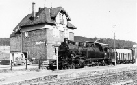 Dampflok Baureihe 93 1123 vor Übergabe Röspe Erndtebrück im Bahnhof Birkelbach. Foto: G. Moll 23.7.1961